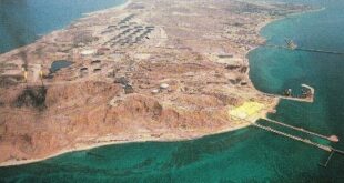 إعلام: إيران تحصن جزيرة خرج بالألغام وأنظمة دفاع جوي تحسبا لعملية أمريكية