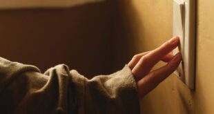 تكاتف لترشيد الاستهلاك.. دليلك لمواجهة أزمة تكاليف المعيشة العالمية